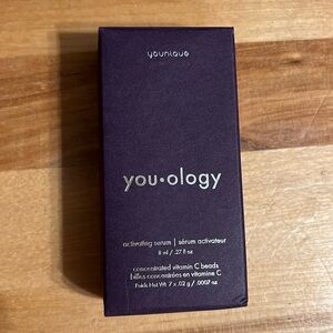 Younique activating serum vitamin C